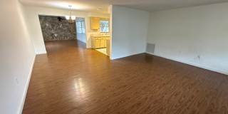 306 S Monroe St Gallery 1