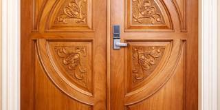 Gorgeous Historical property with new interiors Gallery 55