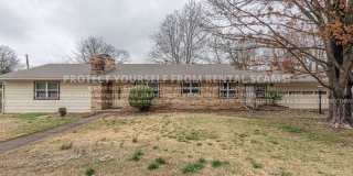 1013 North Vandeventer Avenue Gallery 1