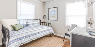 Everly Apartments on Cherry Street Gallery 11