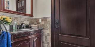 502 Brighton Avenue Gallery 12