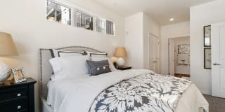 Senior & Affordable Housing - Harbor at Twin Lakes 55+ Apartments Gallery 40