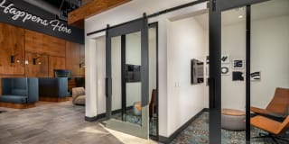 Llewellyn Gallery 32