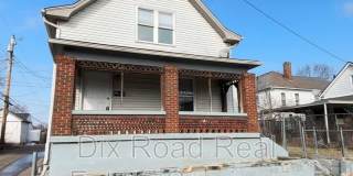 1715 Warner Ave Gallery 1