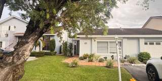 927 NW 106th Ave Cir Gallery 1