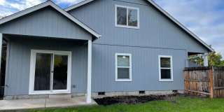 Beautiful 3 Bedroom 2.5 Bath 2 Story Home Gallery 1