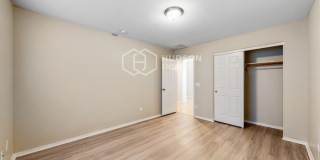 8107 South 5th Avenue Gallery 19