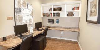 River Oaks Apartments Gallery 12