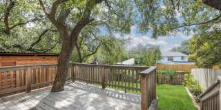 Modern Elegance: 3-Bedroom Townhome with Wood Flooring, Shaded Deck, and Inclusive Amenities Gallery 28