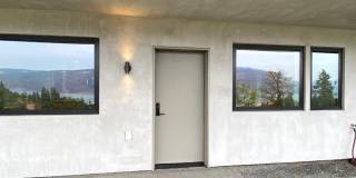 Furnished, with a Mosier View of the Columbia Gallery 1