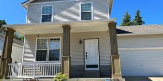 Nice 3bd 2.5bath Easy access to JBLM! Gallery 1