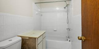 Kings Manor Apartments Gallery 21