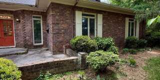 Knoxville 37909 - 2 bedroom, 1.5 bath unit, duplex - Contact Chad Weeks (865) 567-6193 Gallery 1