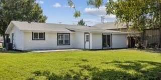 303 N Delphine Street Gallery 1