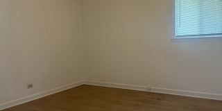 411 Huron Street Gallery 12