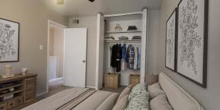 Lakeside Gallery 7
