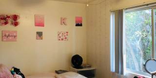 6 Bedroom 3 Bath- Large rooms, AC Gallery 8