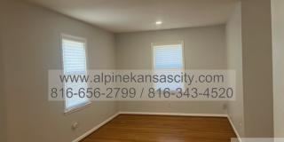 7131 Main Street Gallery 4