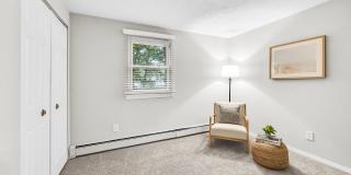 Edgewood Court Gallery 8