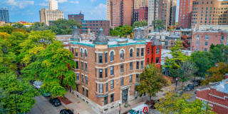 354 West Dickens Ave. Apt. Gallery 4