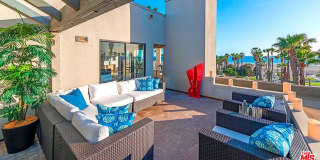 110 Ocean Park Blvd Gallery 9