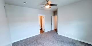 Gorgeous Modern Home! Gallery 19