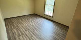 915 Prince St Gallery 1