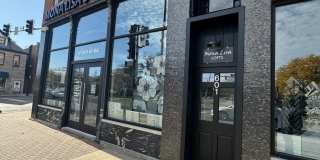 601 Green Bay Road Gallery 1
