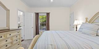 200 Aurora Way Gallery 36