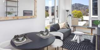 The Weidler Gallery 6