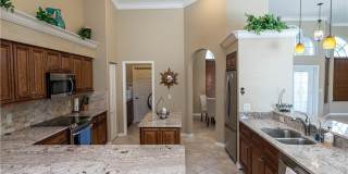 4701 Sands Boulevard Gallery 11
