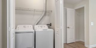 Warner West Apartments Gallery 13