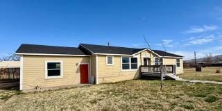 2401 W Covey Lane Gallery 1