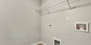 567 55th St E Gallery 12