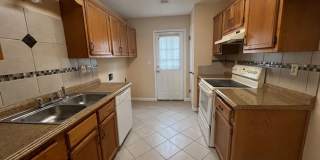 Renovated 2 Bedroom 2 Bath Home for Rent! Gallery 4