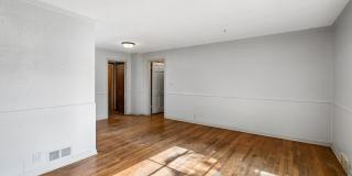 Charming 1 Bedroom! Charming 1 Bedroom! Gallery 3