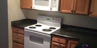 3 Bed 2 Bath Townhouse in Louisville Available July!! Gallery 1