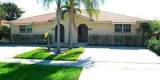 1427 Riverside Circle Gallery 1