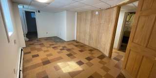 Four Bedroom Two Bath House - Great Location! Gallery 20