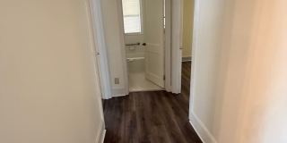 2 Bed 1 Bath Home Gallery 7