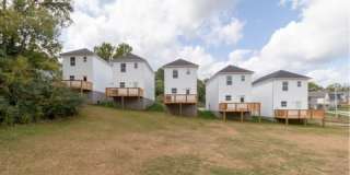 827 Charlotte Street Gallery 15