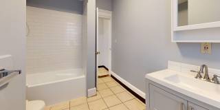 65 Lake Place Gallery 4