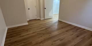 408 SE First Street Gallery 12