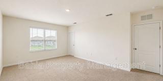 869 Ambleside Dr Gallery 9