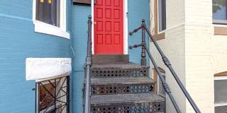 1213 Linden Place NE Gallery 1