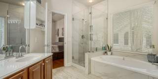 4719 River Rock Gallery 19