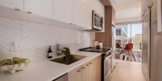 Luminary at One Light Gallery 10