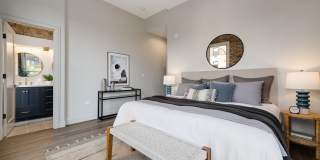 1810 North Wells Street Gallery 4