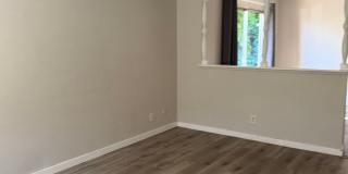 3 bedroom 1 bath duplex Gallery 3