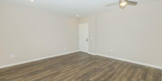 Los Alamitos Luxury Apartments Gallery 71